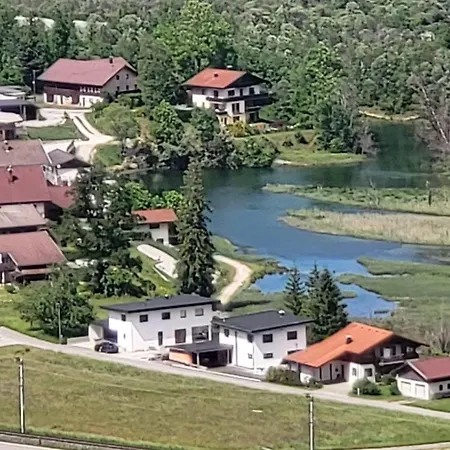 Bauernlodge-musauer-lechauen شقة